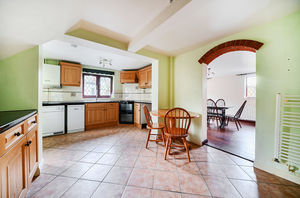 Photo 8- click for photo gallery